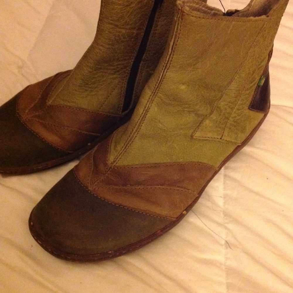 EL Natura Lista Ankle Boots